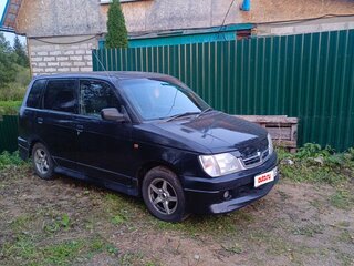 2002 Daihatsu Pyzar I Рестайлинг, чёрный, 260000 рублей, вид 3