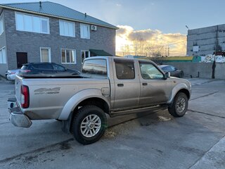 2013 Nissan NP300, серебристый, 800000 рублей, вид 2