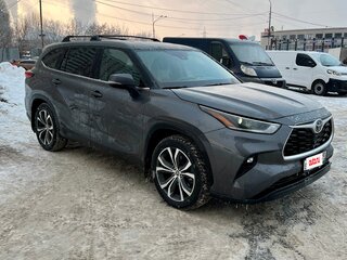 2021 Toyota Highlander IV (XU70), серый, 4150000 рублей, вид 4