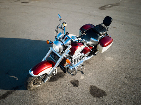 1998 Honda Valkyrie 1500, красный, 650000 рублей, вид 2