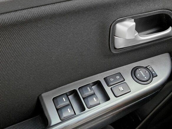 2014 Kia Rio 5-speed III, белый - вид 4