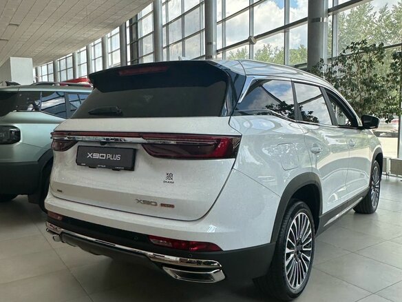 2026 Jetour X90+, белый, 4199000 рублей - вид 3