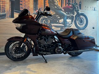 2024 Harley-Davidson CVO Road Glide, коричневый, 5450000 рублей, вид 5