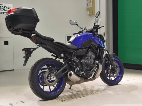 2022 Yamaha MT-07 (FZ-07), синий, 830000 рублей, вид 2