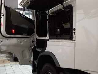 2017 Volvo FH, белый, 7450000 рублей, вид 4