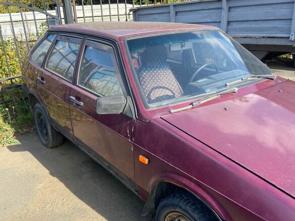 2001 Lada (ВАЗ) 2109, красный, 75000 рублей - вид 3