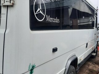 2004 Mercedes-Benz Vario, белый, 1000000 рублей, вид 5