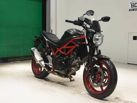 2021 Suzuki SV 650, серебристый, 680000 рублей, вид 1