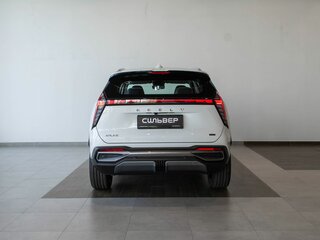 2025 Geely Atlas II, белый, 3723381 рублей, вид 4