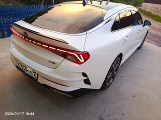 2020 Kia K5 III, белый, 3050000 рублей, вид 5