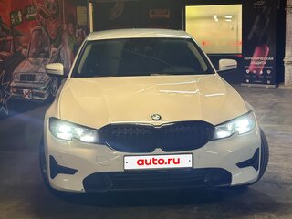 2021 BMW 3 серии 318d VII (G2x), белый, 3480000 рублей, вид 2