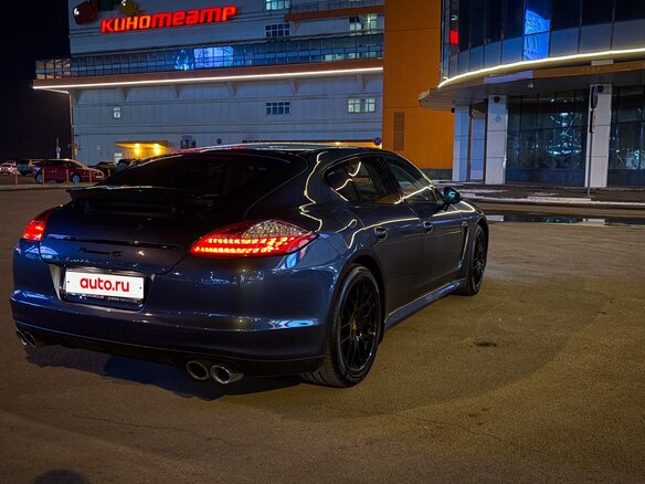 2011 Porsche Panamera 4S I, синий, 3200000 рублей - вид 15