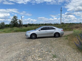 2011 Toyota Camry VI (XV40) Рестайлинг, серебристый, 1400000 рублей, вид 2