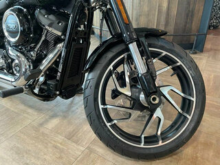 2021 Harley-Davidson Sport Glide, чёрный, 2850000 рублей, вид 4