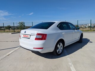 2015 Skoda Octavia III (A7), белый, 1600000 рублей, вид 3