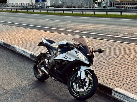 2014 Kawasaki ZX-10R Ninja, белый, 1050000 рублей, вид 1
