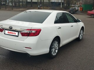 2013 Toyota Camry VII (XV50), белый, 2300000 рублей, вид 4