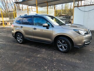 2017 Subaru Forester IV Рестайлинг 2, серый, 2180000 рублей, вид 4