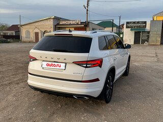 2023 Skoda Kodiaq I Рестайлинг, белый, 4000000 рублей, вид 4