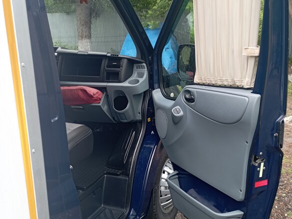 2013 Ford Transit, синий, 3300000 рублей - вид 15