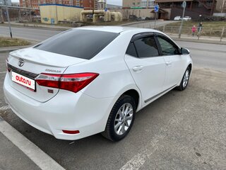 2013 Toyota Corolla XI (E160, E170, E180), белый, 1000000 рублей, вид 4