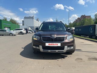 2017 Skoda Yeti I Рестайлинг, коричневый, 985000 рублей, вид 2