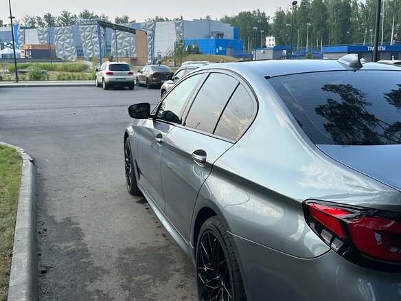 2017 BMW 5 серии 530i xDrive VII (G30/G31/G38), серый - вид 5