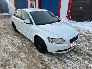 2011 Volvo S40 II Рестайлинг, белый, 730000 рублей, вид 1