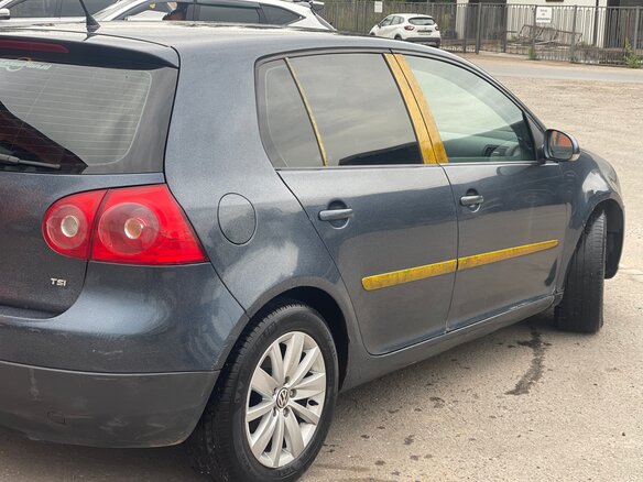 2008 Volkswagen Golf V, серый, 350000 рублей - вид 3