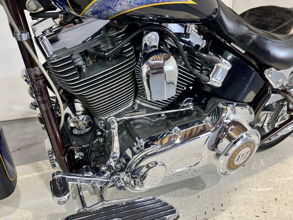 2011 Harley-Davidson Softail Custom, синий, 980000 рублей - вид 27
