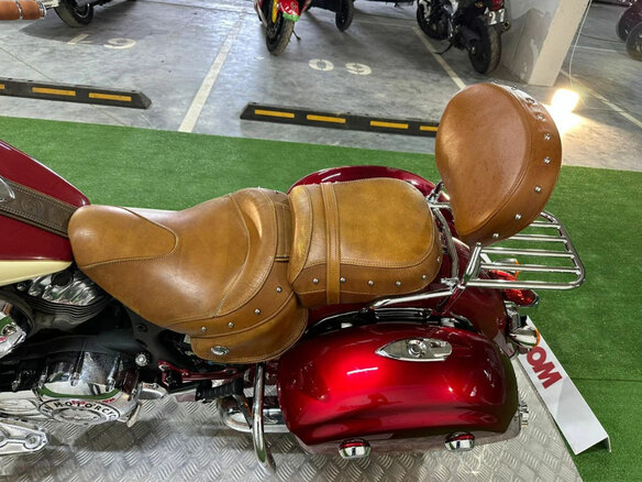 2015 Indian Roadmaster, красный, 920000 рублей - вид 7