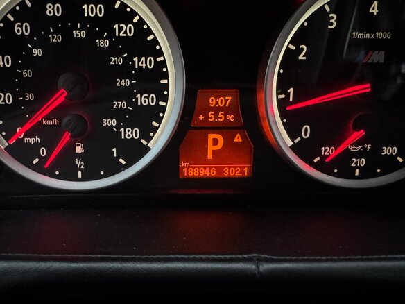 2011 BMW X6 M I (E71), синий, 2000000 рублей - вид 9