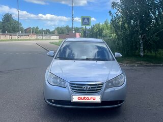 2010 Hyundai Elantra IV (HD), серебристый, 560000 рублей, вид 2