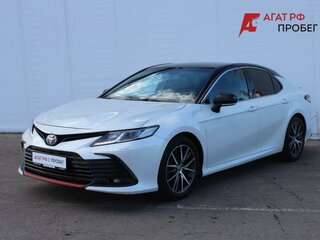 2021 Toyota Camry VIII (XV70) Рестайлинг, белый, 2440000 рублей, вид 1