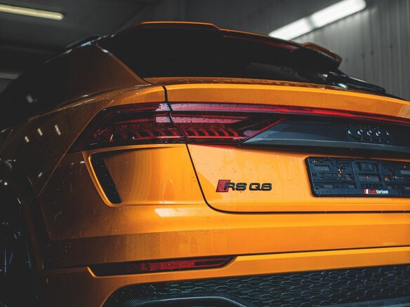 2021 Audi RS Q8 I, оранжевый, 11050000 рублей - вид 20
