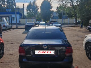 2014 Volkswagen Polo V, синий, 1050000 рублей, вид 2
