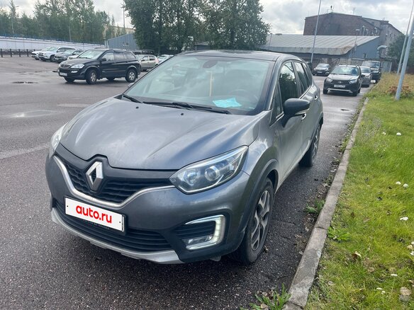 2017 Renault Kaptur I, серый