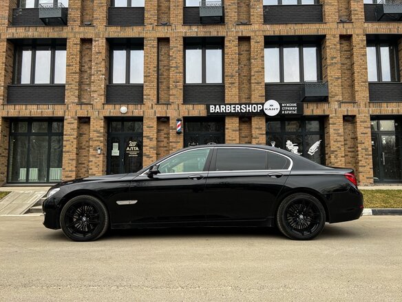 2014 BMW 7 серии Long 750Li xDrive V (F01/F02/F04) Рестайлинг, чёрный, 1650000 рублей - вид 9