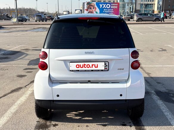 2009 Smart Fortwo II, серебристый, 700000 рублей - вид 5