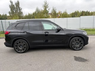 2020 BMW X5 25d IV (G05/G18), чёрный, 6290000 рублей, вид 5
