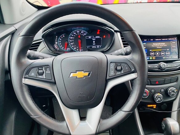 2020 Chevrolet Trax I Рестайлинг, серый, 1335000 рублей - вид 11