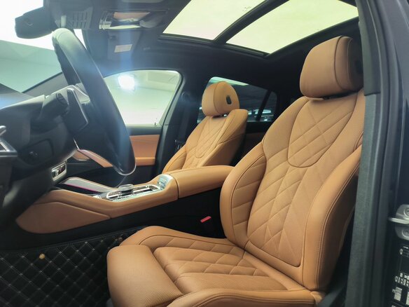 2024 BMW X6 30i III (G06) Рестайлинг, чёрный, 10920000 рублей - вид 10