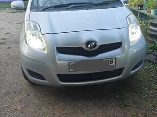 2008 Toyota Vitz II (XP90), серебристый, 500000 рублей, вид 5