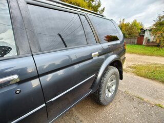 2008 Mitsubishi Pajero Sport I Рестайлинг, серый, 1350000 рублей, вид 4