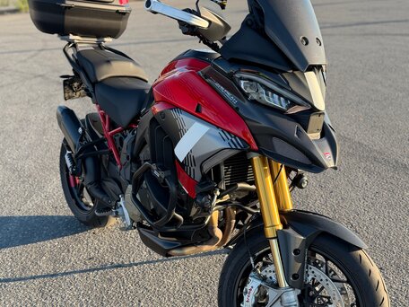 2025 Ducati Multistrada V4, красный, 3180000 рублей, вид 1