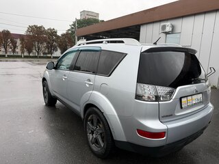 2007 Mitsubishi Outlander II, серебристый, 350000 рублей, вид 4