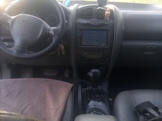 2002 Hyundai Santa Fe I, серебристый, 370000 рублей, вид 5