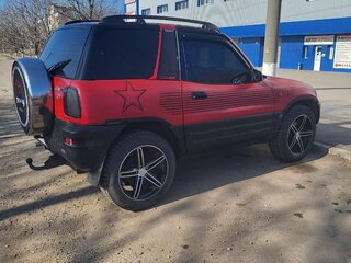 1995 Toyota RAV4 I (XA10), красный, 450000 рублей, вид 5