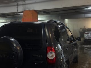 2016 Chevrolet Niva I Рестайлинг, коричневый, 645000 рублей, вид 4