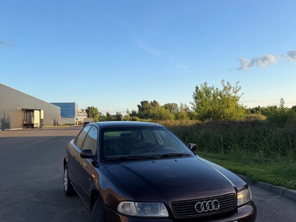 1995 Audi A4 I (B5), красный, 350000 рублей - вид 1